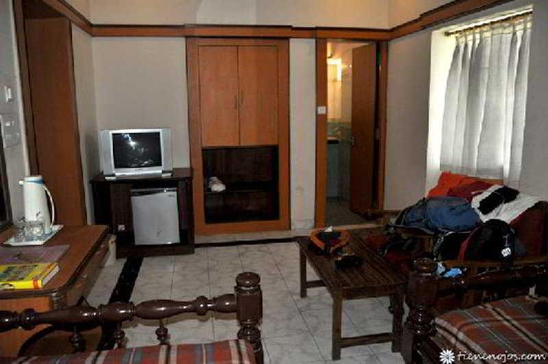 Oyo 3682 Pallavi International Hotel 2*