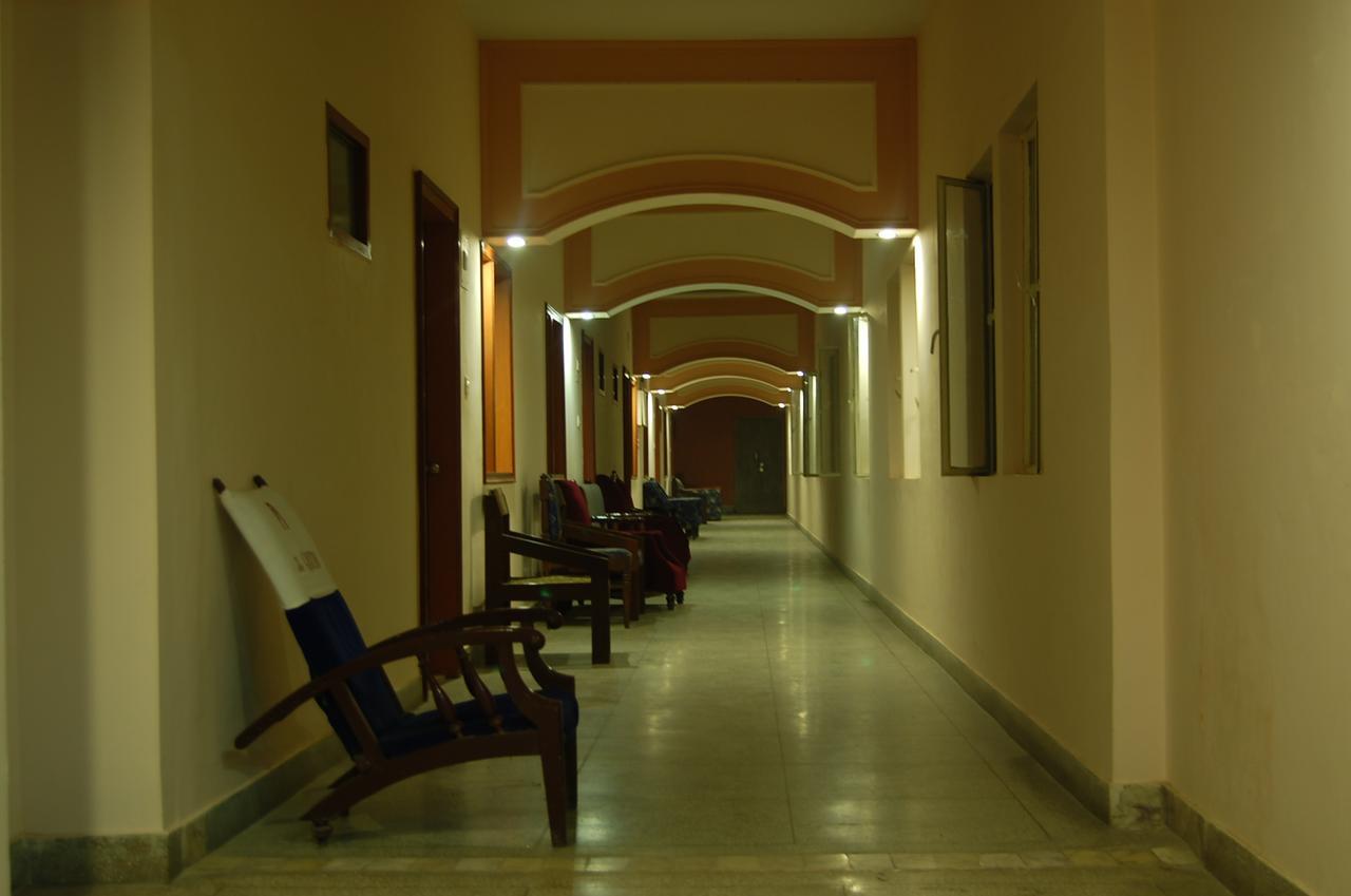 Hotel Oyo 3682 Pallavi International Varanasi